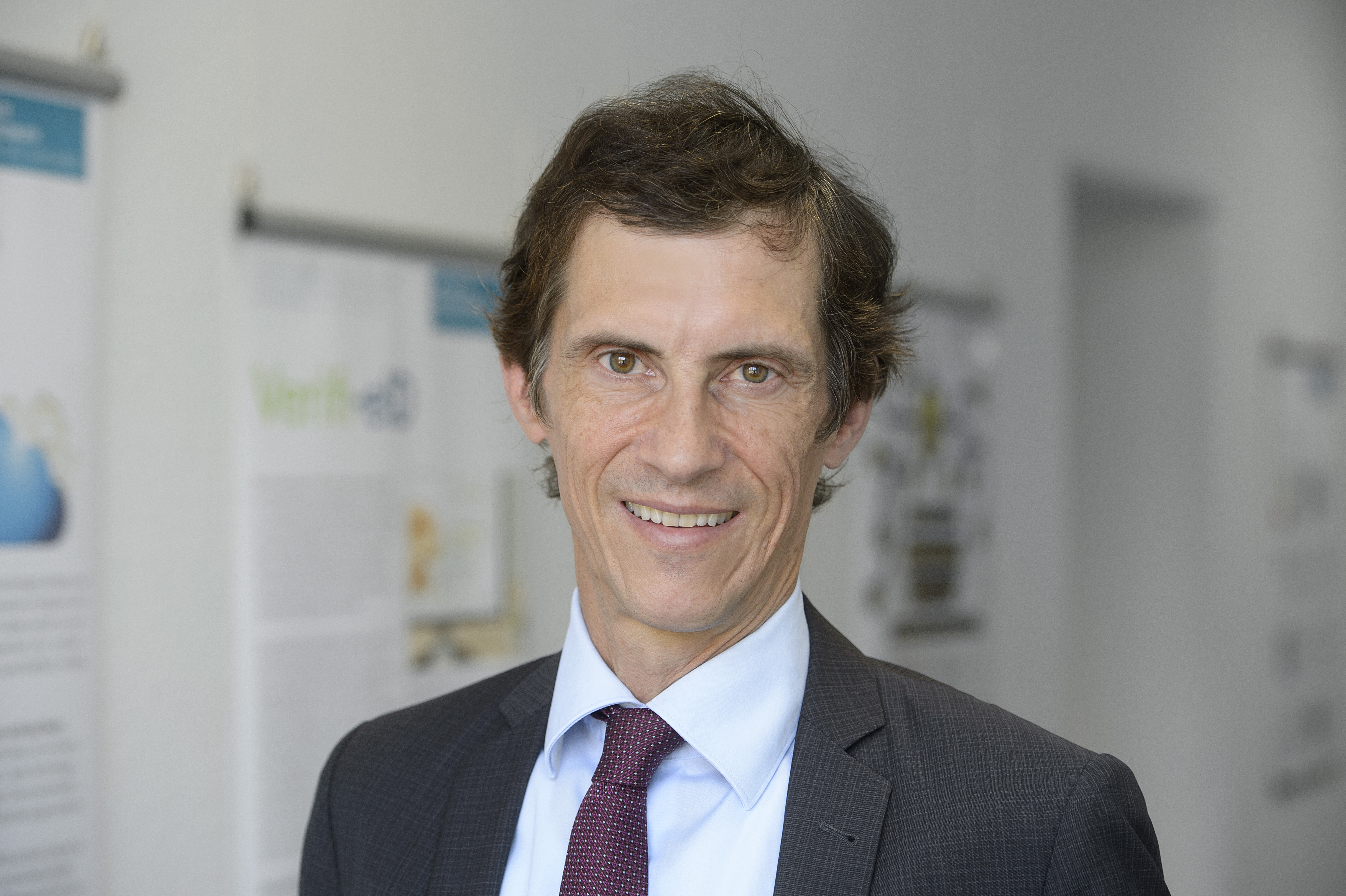 Professor Georg Borges Portraitfoto von Professor Georg Borges